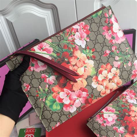 gucci clutch floral|clutch gucci original.